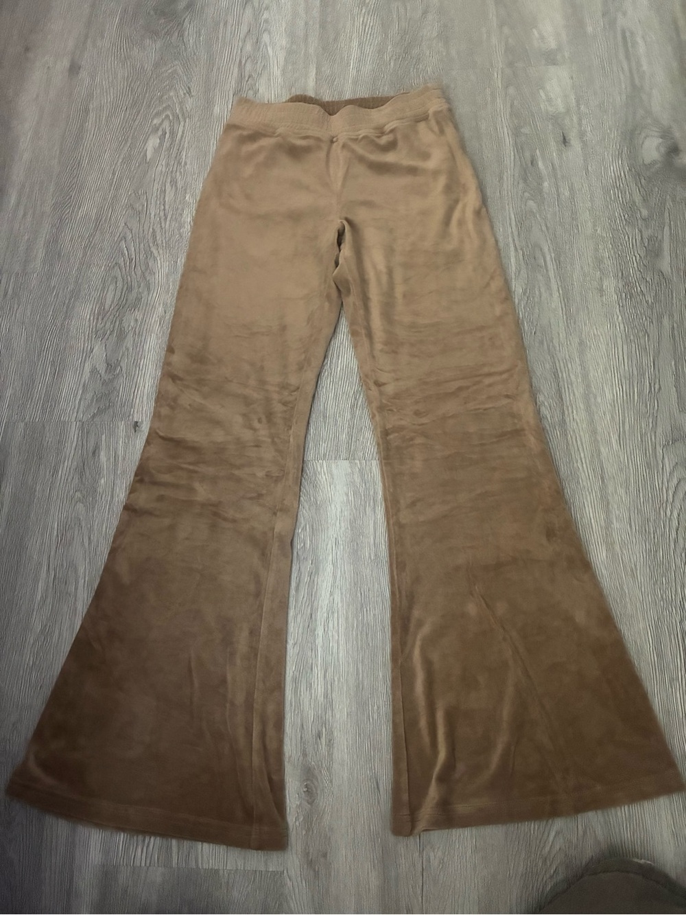 Hollister Ultra High-Rise Velour Pants in Brown